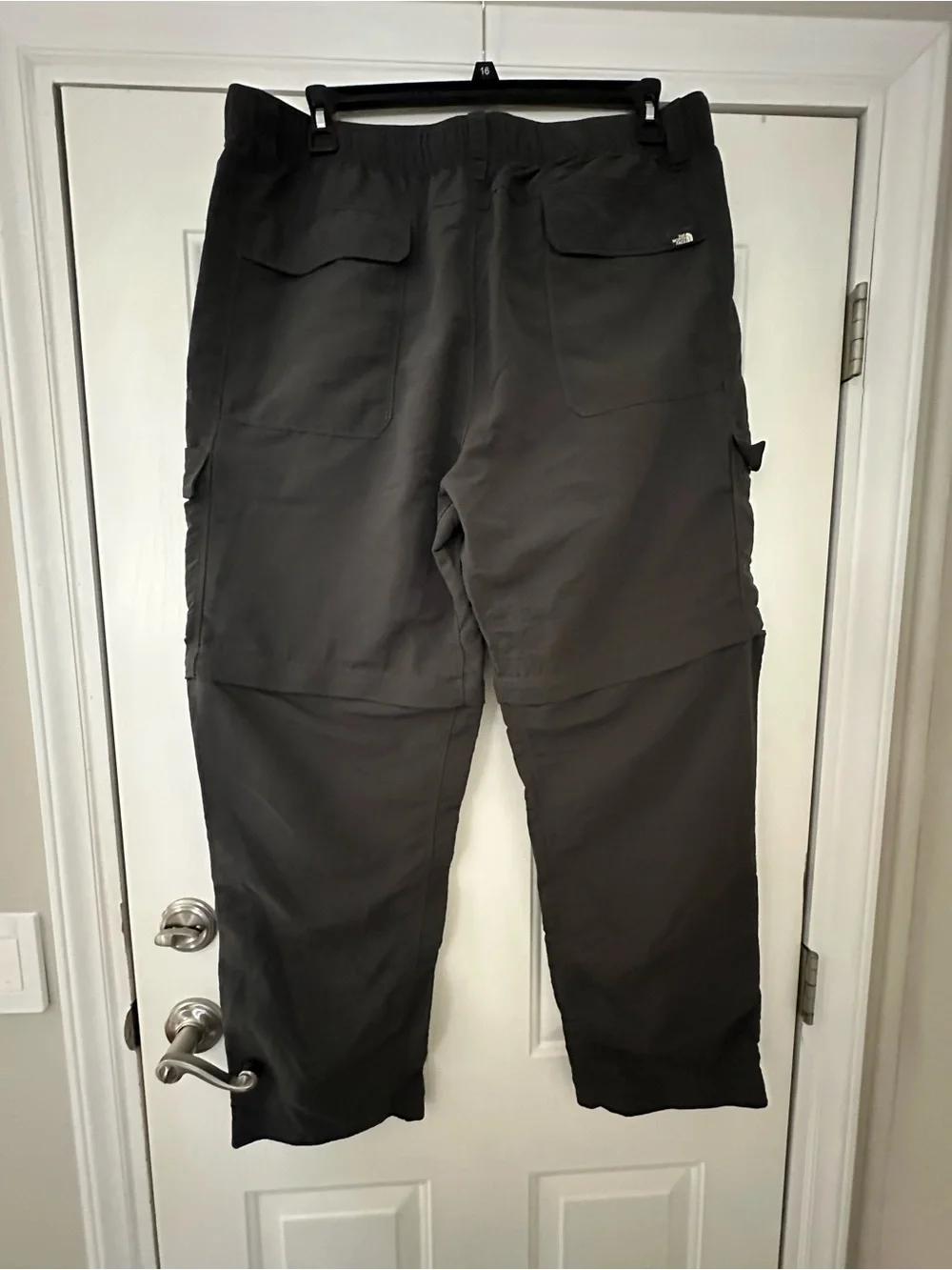 North Face Convertible Paramount Peak Zip-Off Cargo Asphalt Grey Pants XLarge